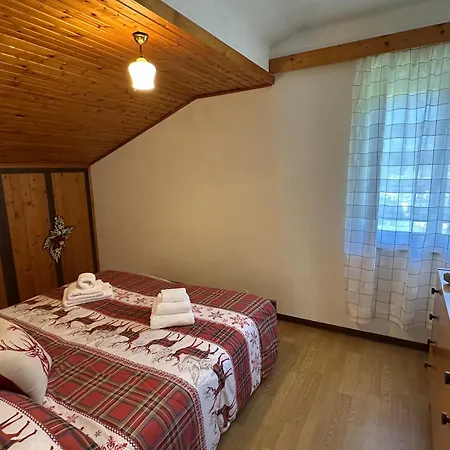 شقة Mansarda Nelle Dolomiti فالكادي