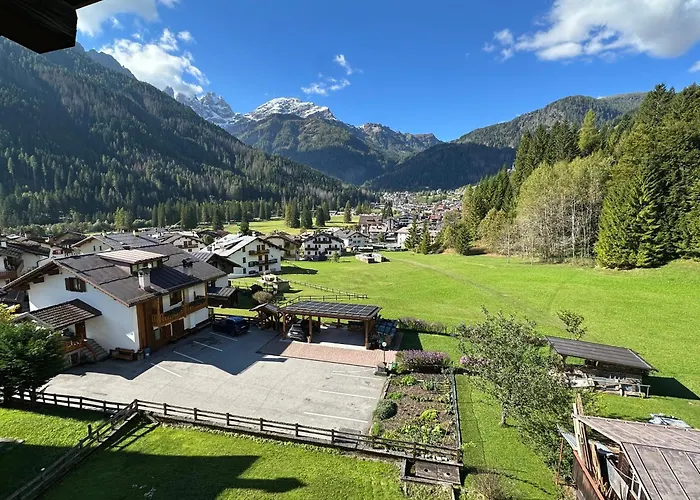 Mansarda Nelle Dolomiti Apartmán Falcade